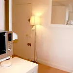 Studio Situated Right On The Rue Antibes Cannes Main Shopping Street Easy Walk To Beaches And Palais 1585